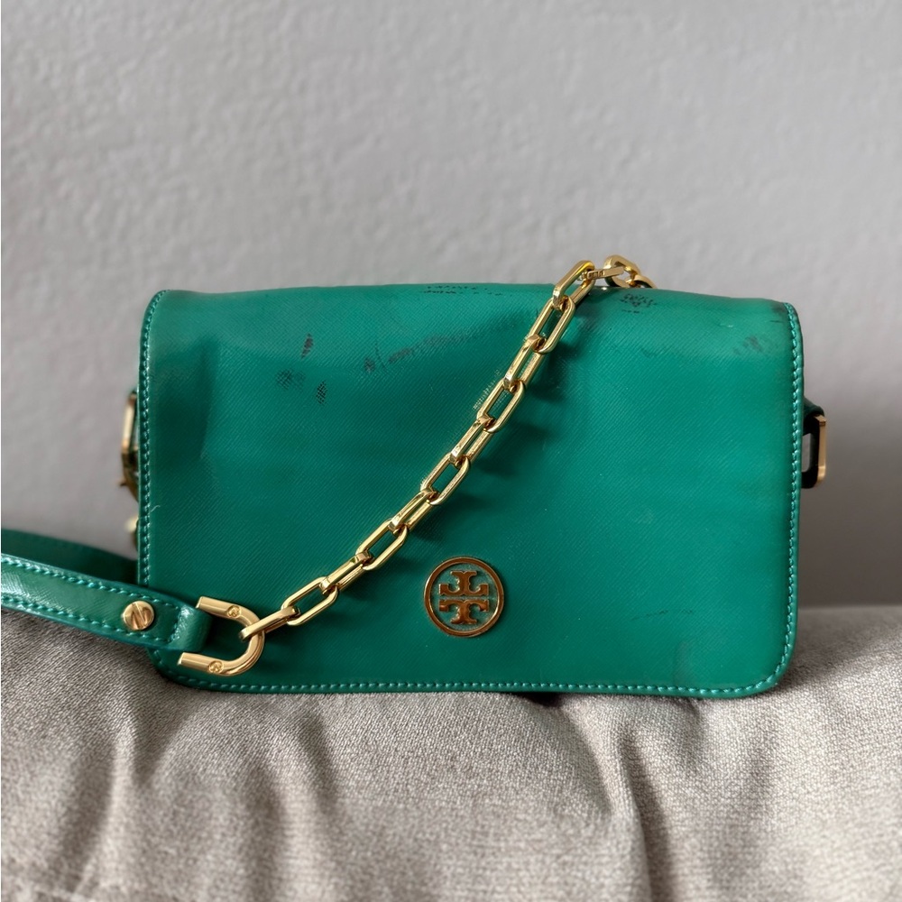 Tory Burch Emerald Green patent leather Crossbody Bag with Gold Hardware